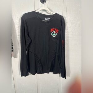 Brooklyn Cloth Black. Long Sleeve Tshirt Size Large EUC